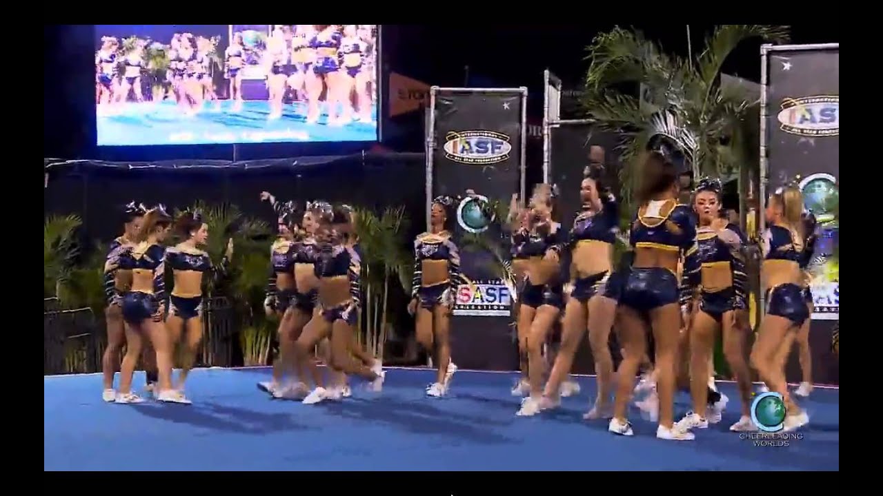 ICE Lady Lightning 2014 World Champion Encore