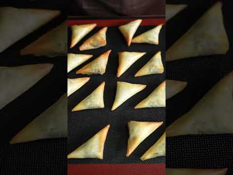 Triangular hazelnut chocolate pie samosa-like  shorts asmr cooking