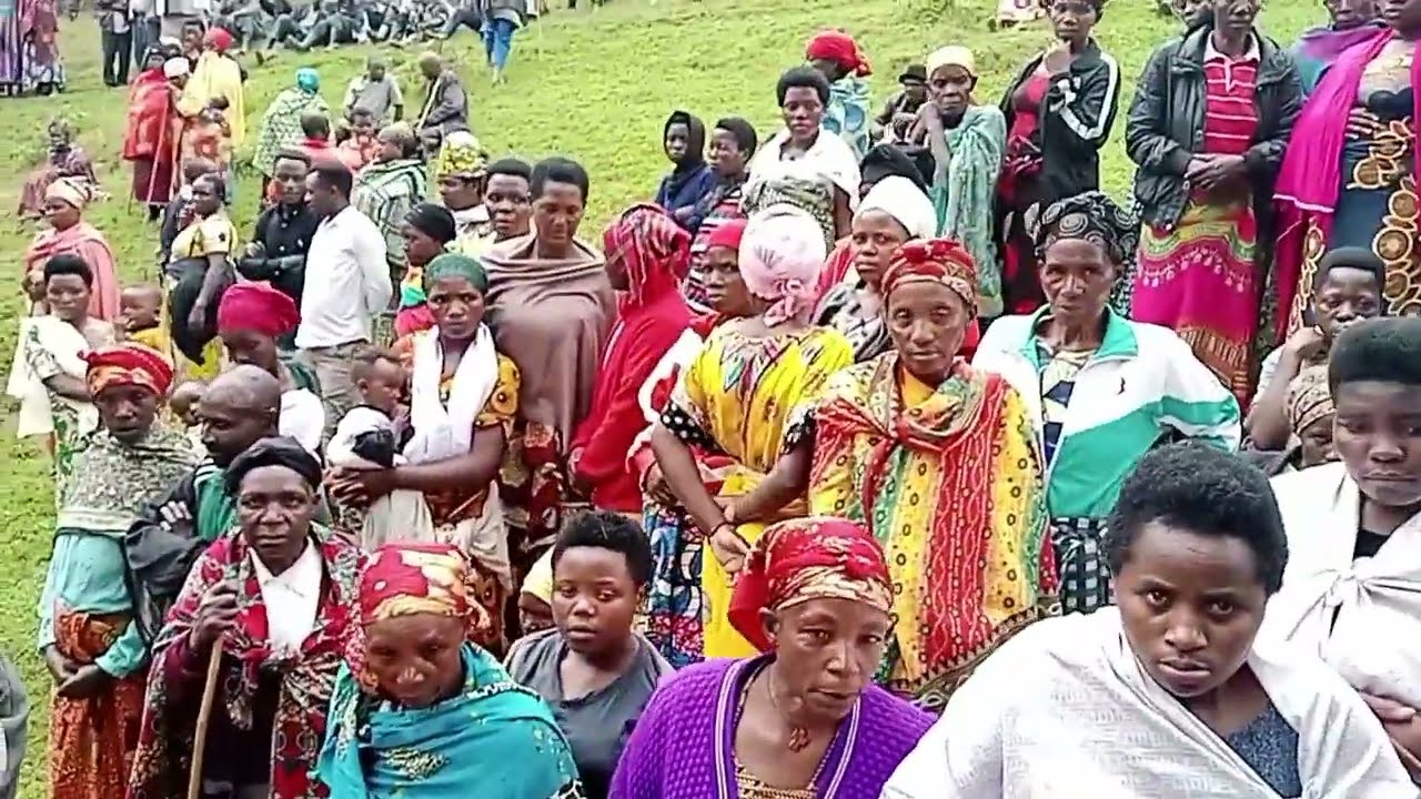 😭😭😭Byari agahinda keshi m'umuhango wo gushyingura umusaza NGWIJE David.😩😩😩😩