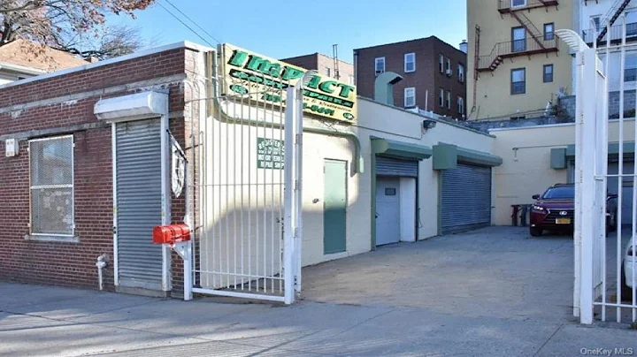 4454 Bronx Boulevard, BRONX, NY Presented by Mauri...