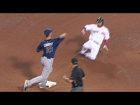 Rays middle infielders turn a FANTASTIC double play