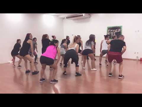 Mc G15 e Anitta - eu não vou embora