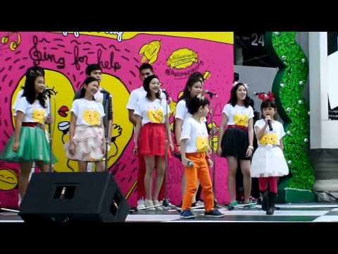ถังเบียร์ SingForHelp เริ่มการแสดง2