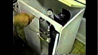 Funnel Cake Batter Dispenser Demo1.avi