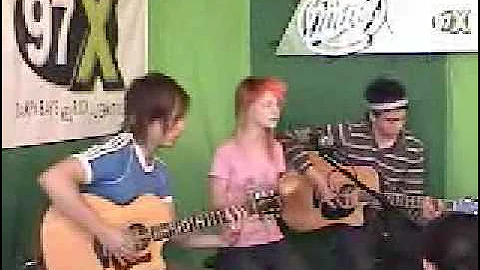 Paramore "Misery Business" [acoustic]