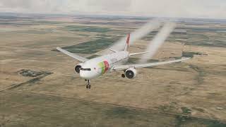 Wait for the TOUCHDOWN... TAP Boeing 777 Extreme Landing at Denver Airport (KDEN)
