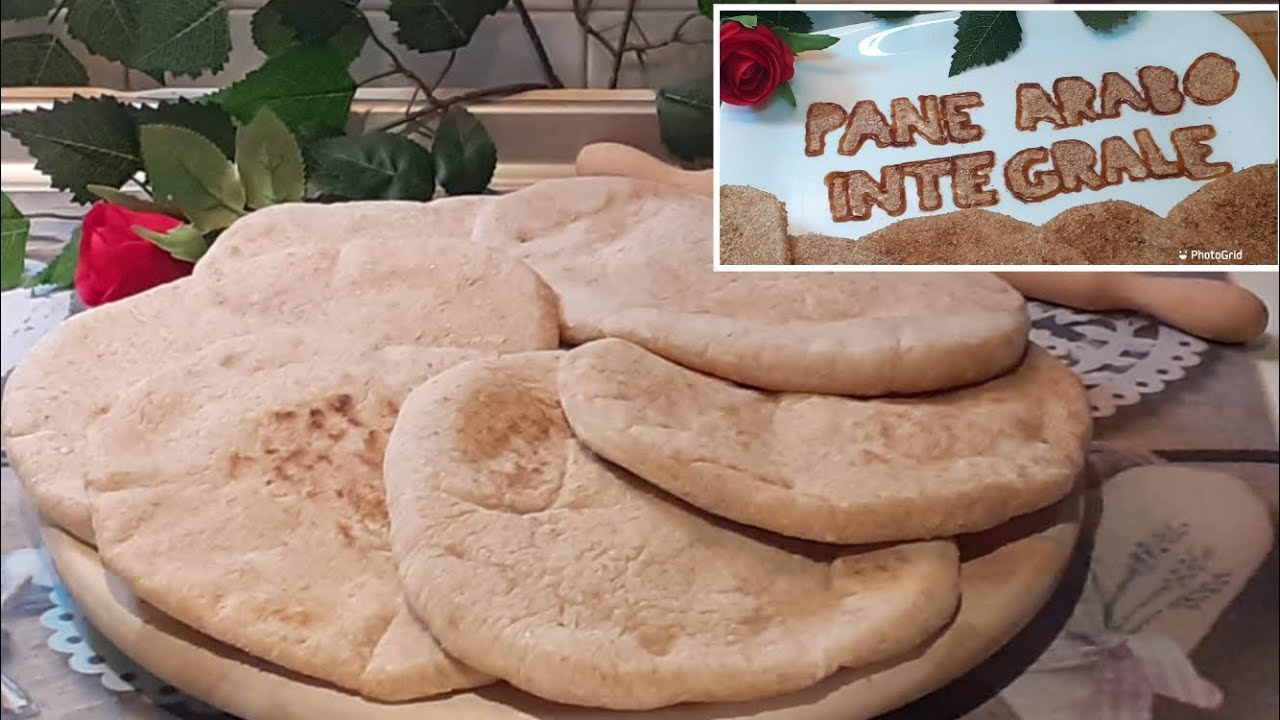 Pane arabo integrale in padellawhole wheat arabic(pita)breadpan árabe