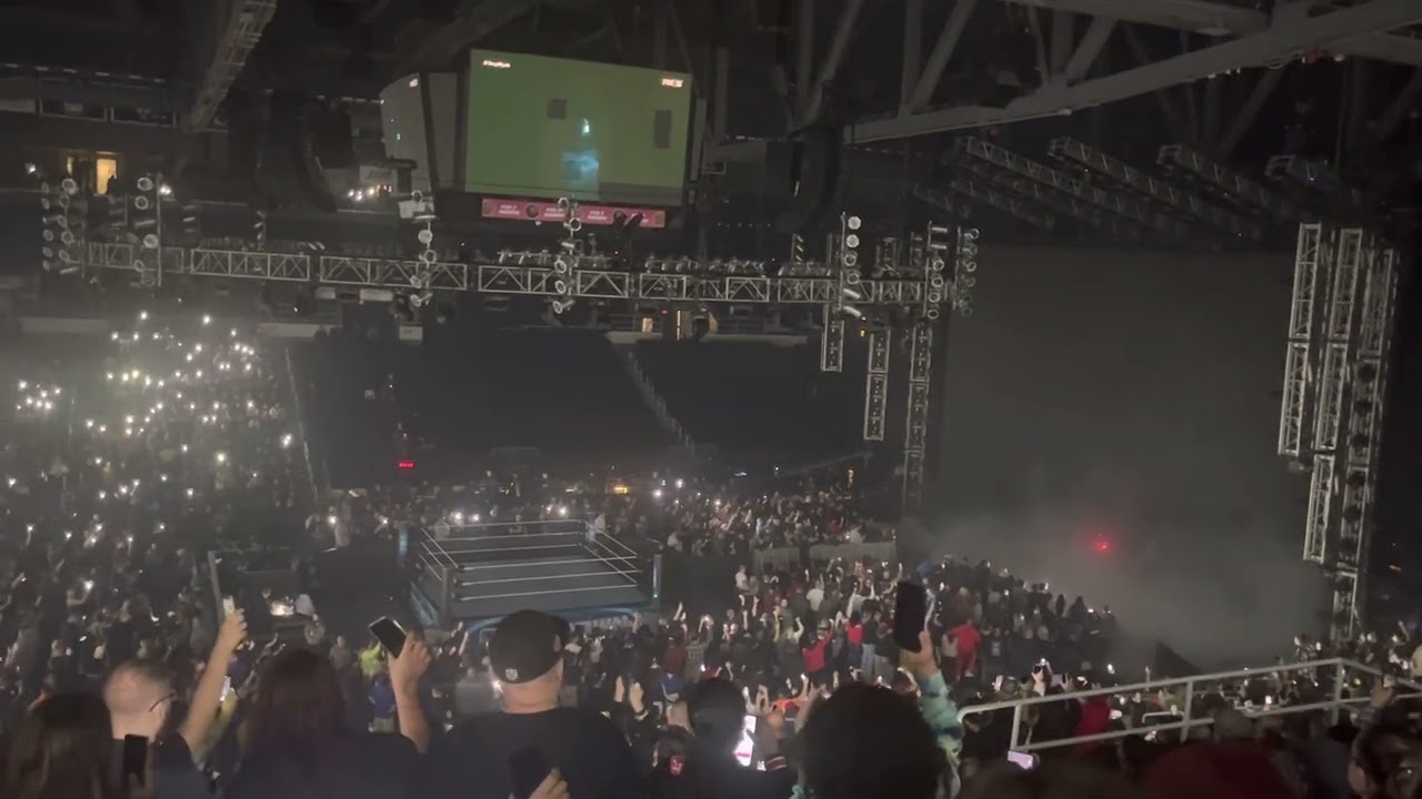 Bray Wyatt Entrance Live Smackdown 11-25-22 (Providence, Rhode Island)