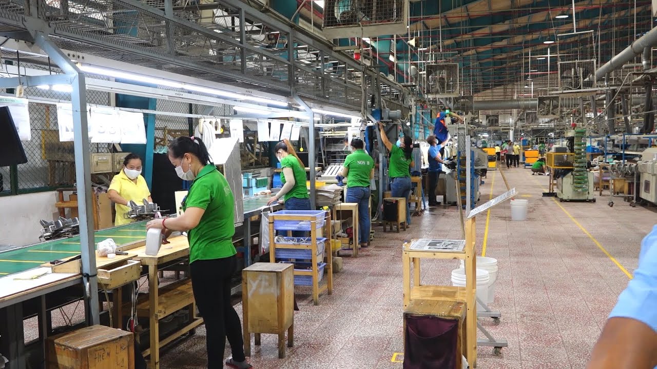 2.000 công nhân Công ty Changshin đi làm trở lại - youtube