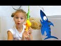 Niki plays Fishing With Wild Animals in Blue Pool Water Shark Toys For Kids