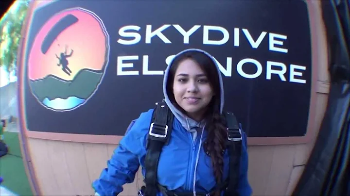 Leandra Garcia makes Tandem Skydive at Skydive Elsinore