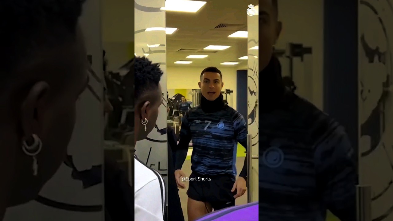 Rodrygo can’t stop shivering after meeting his idol Ronaldo 😄 