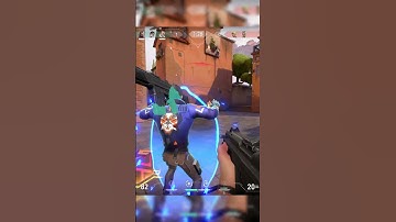 When a CS2 +W player tries Valorant #cs2 #gaming #valorant