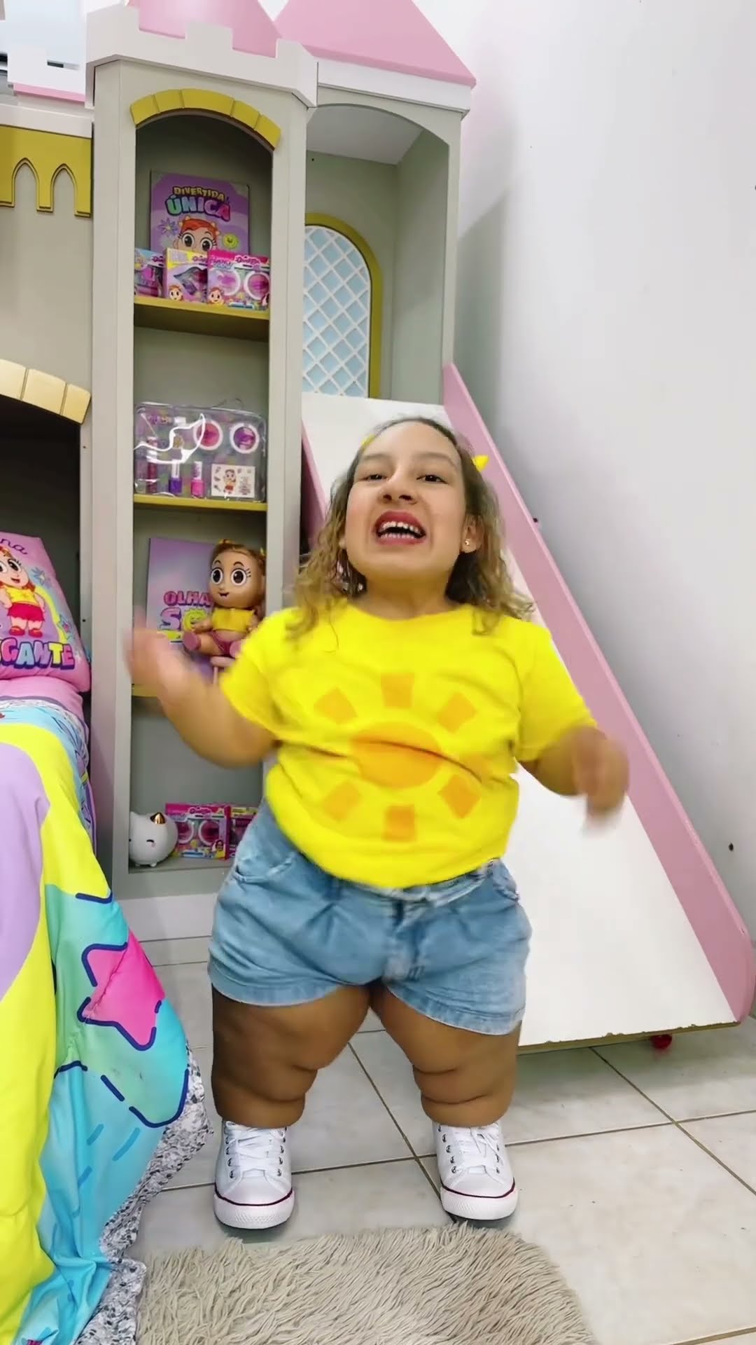Mini Boiadeira com MC Divertida #shorts - Música para crianças!!!