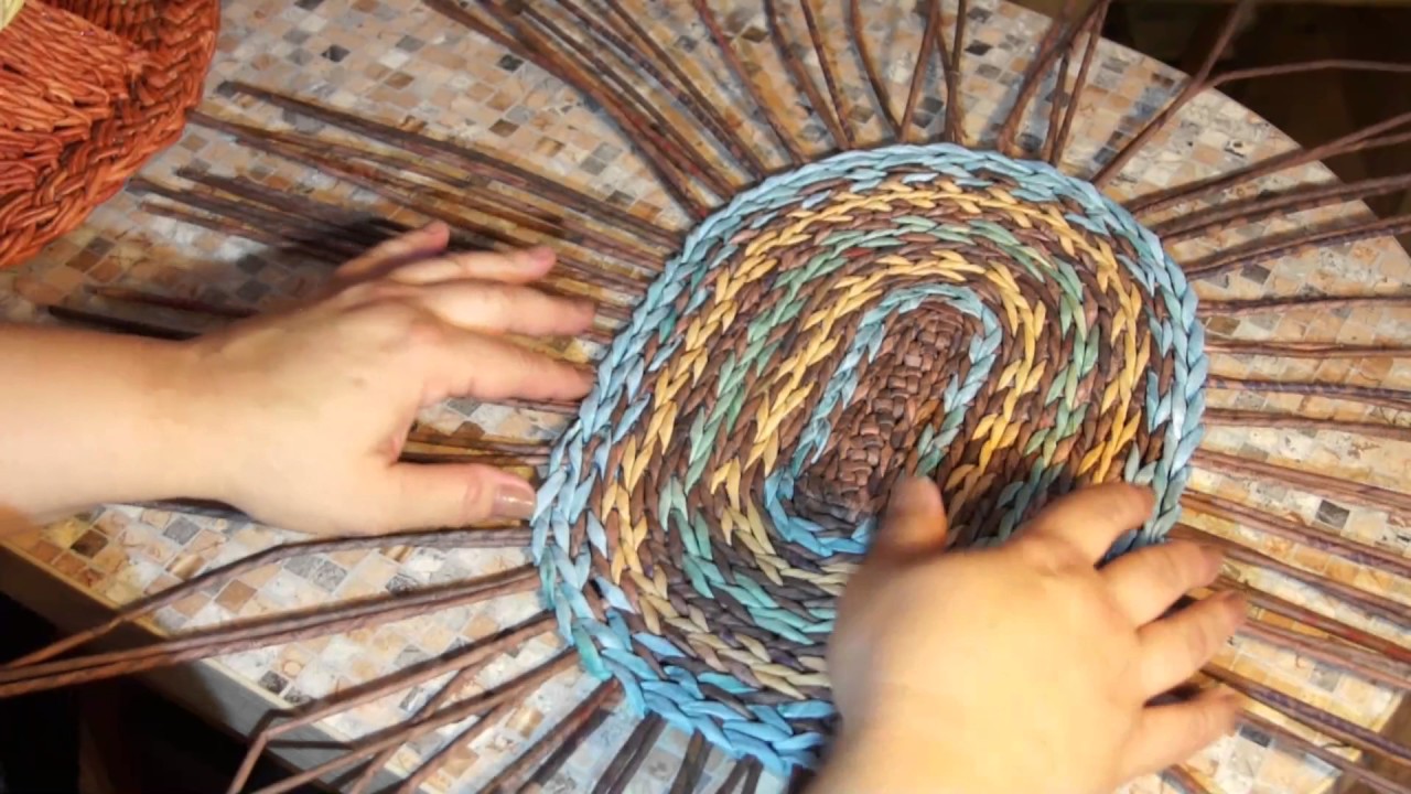 A shelf with a pocket. Weaving an oval base. Part 1