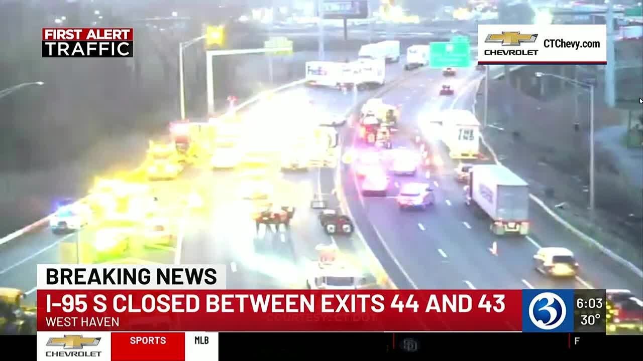 I-95 south closed in West Haven - YouTube