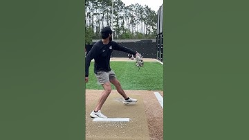 High school pitching coach showing some pitch sequencing. What three pitches were thrown? #baseball