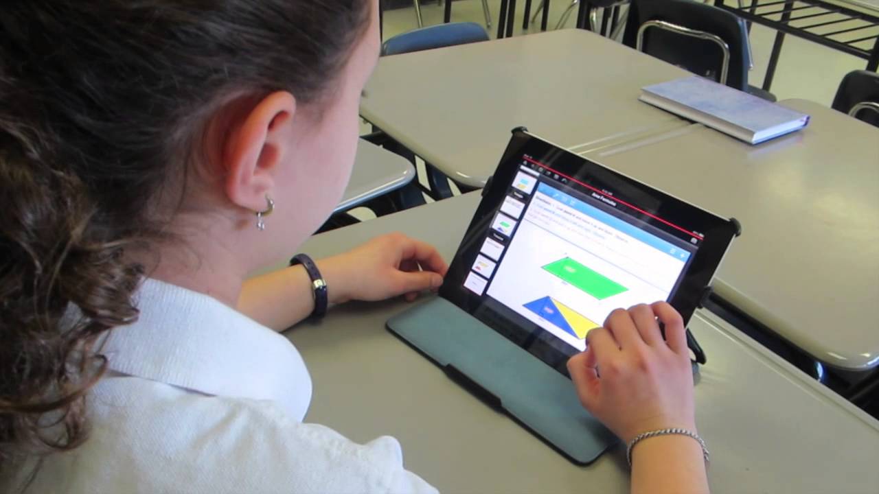Blended Learning in Math at Herzliah - YouTube