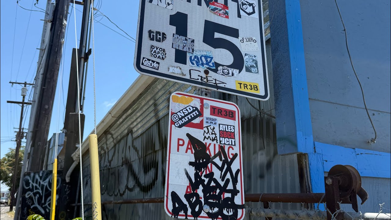 @nsd.graffiti Before comic con graff jam