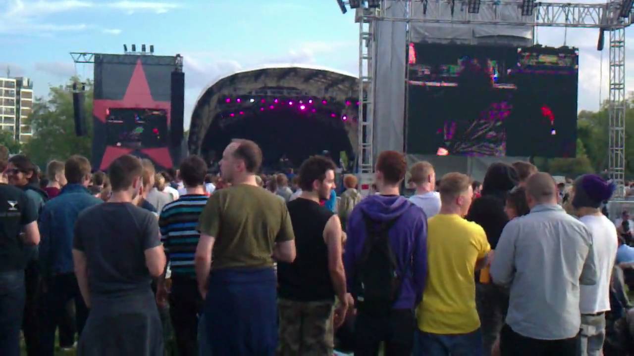 2010 - Roots Manuva  - witness the fitness - Finsbury Park - 6th June