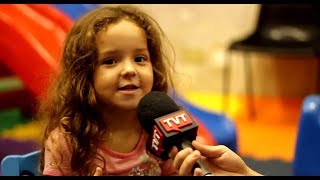 Menina Faz Xixi Nas Calças E Repórter Descobre O Q Houve - Túnel Do Tempo Da Turma Da Goiabaep.02