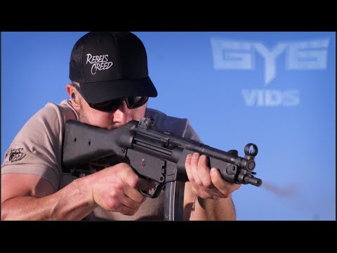Видео: MP5 Giggle Switch at POINT BLANK RANGE