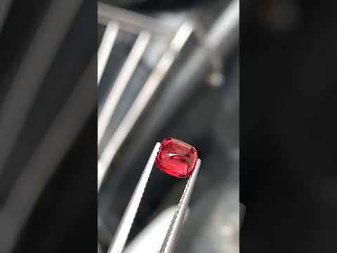 TL1416-1 | Spinel tự nhiên Lục Yên 1,64ct - Giá 28 triệu - 0921.400.999