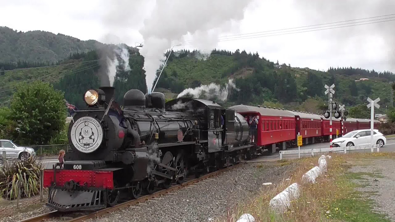 Classic NZ steam: Ab 608 with the Marlborough Flyer - January 2020 (HD)