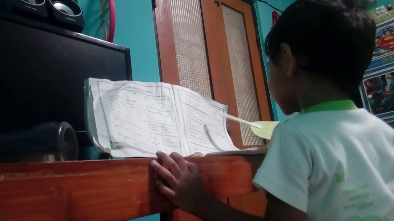 Lagi baca 😁 - YouTube