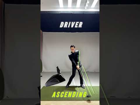 If you do a downswing while drawing a wide <strong>arc</strong> of the driver...!