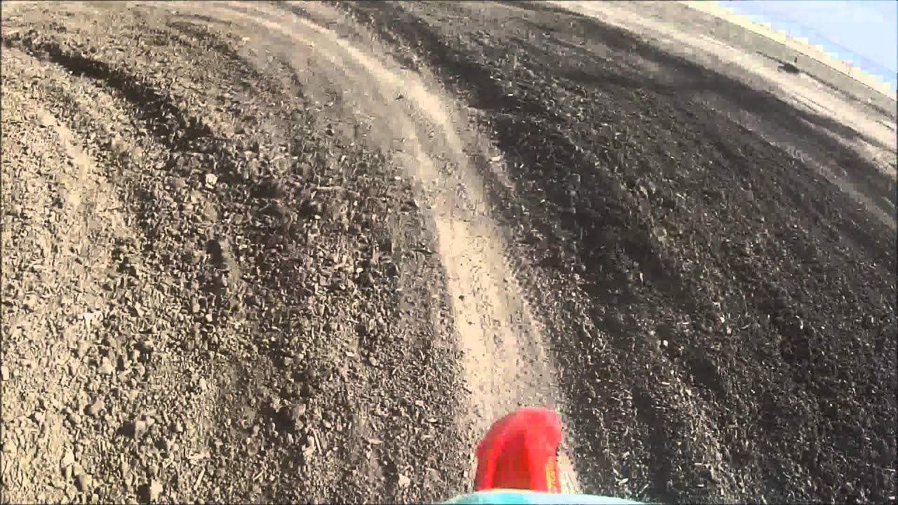 Jesse Hinde at Steadmans mx 2015