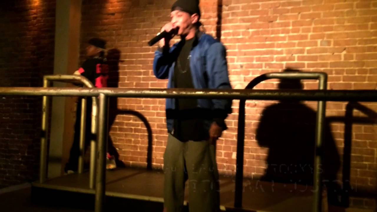 LuxurySwaggLB Performance at TOC BAR In HOUSTON With StroKyss - YouTube