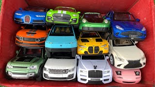 BOX FULL OF Diecast Cars, Ford Mustang GT500, Porsche 911, Bugatti Chiron, Astom Martin Dbx 707