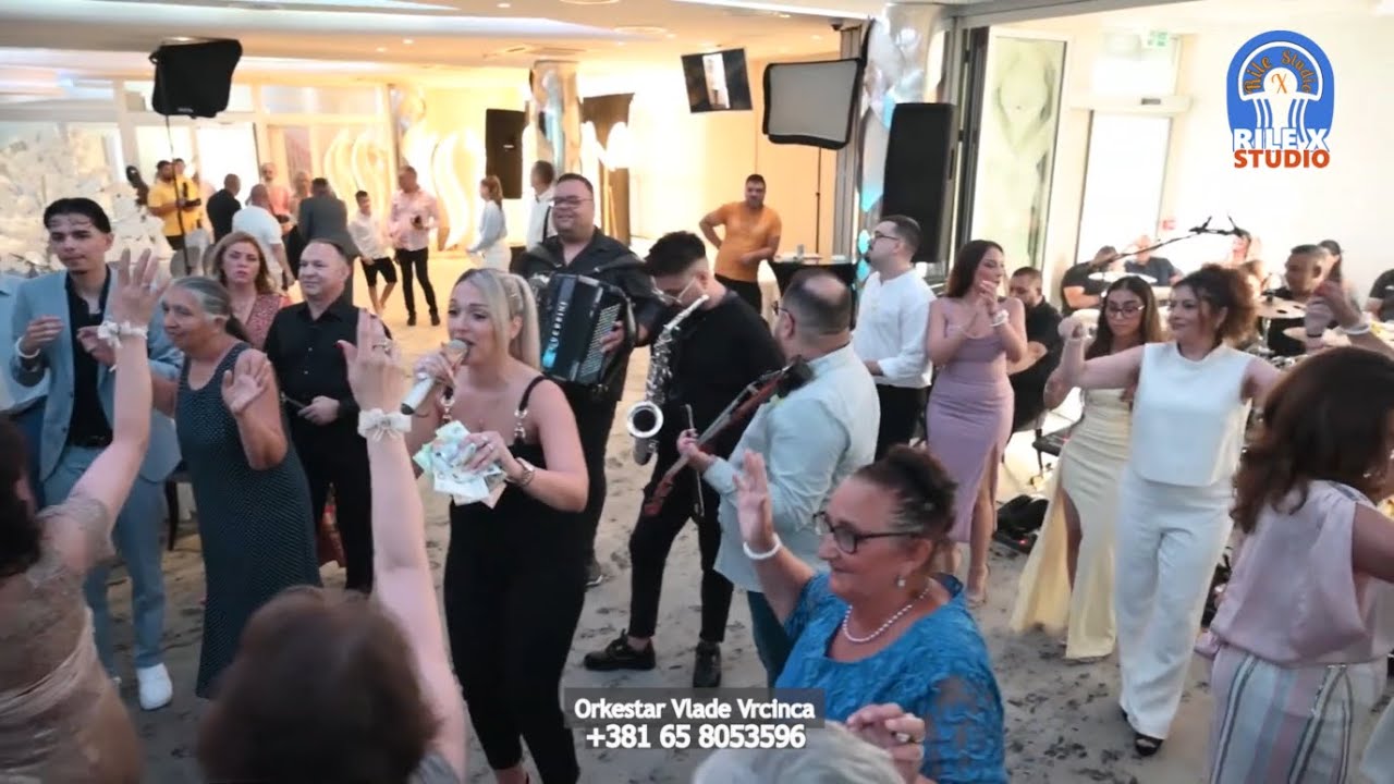 VLADA VRCINAC I BOJANA GOLUBOVIC VESELI MIX U STRIŽILU SELU SVECANA SALA ŽENEVA LUX KRAGUJEVAC