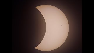 Eclipse 2024 Timelapse 96.9% of totality