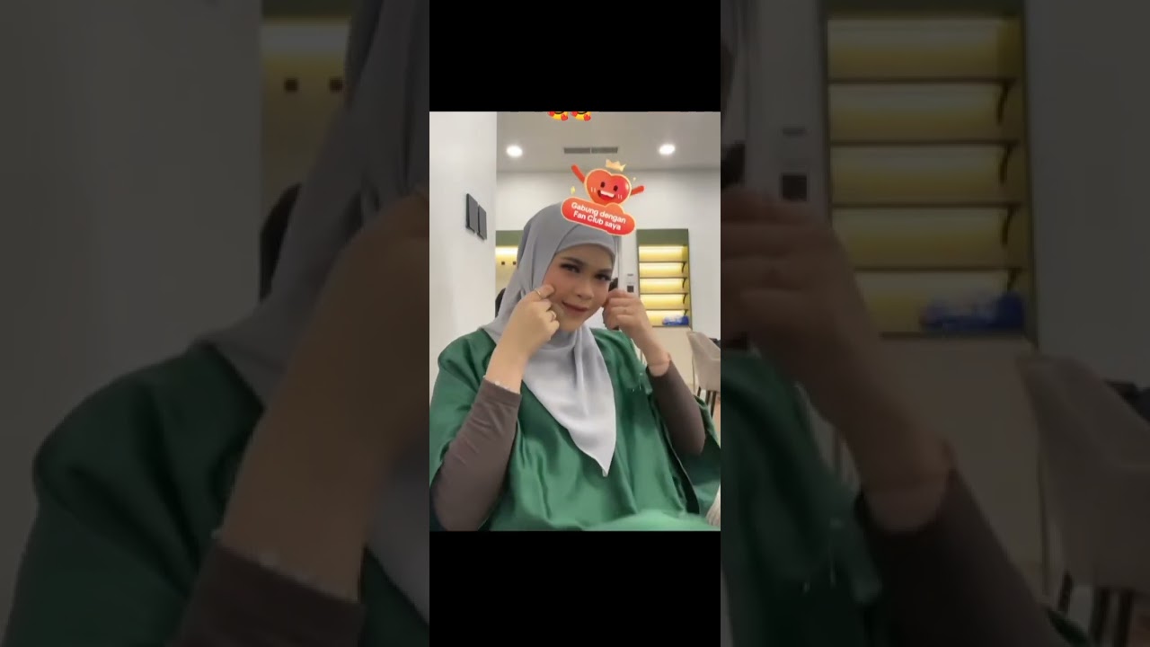 Zahra makan mie pedas saat sahur #zahrada7 #dangdutacademy7 #ebyda5 #zahby 