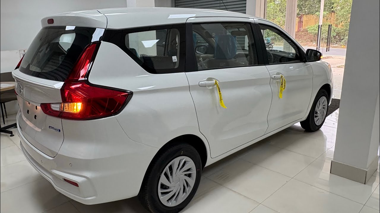 Rood Features Maruti Suzuki Ertiga Vxi 2025 Model On Rood ₹Price Features All Details ...