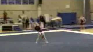 Floor. Double layout back with 2,5 twist