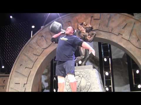 Arnold Strongman Classic 2013 Day 2 Dumbell Press Interview 