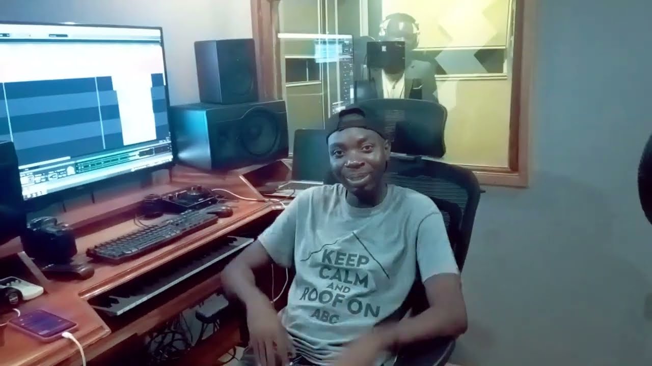 Leo Junior Studio Session