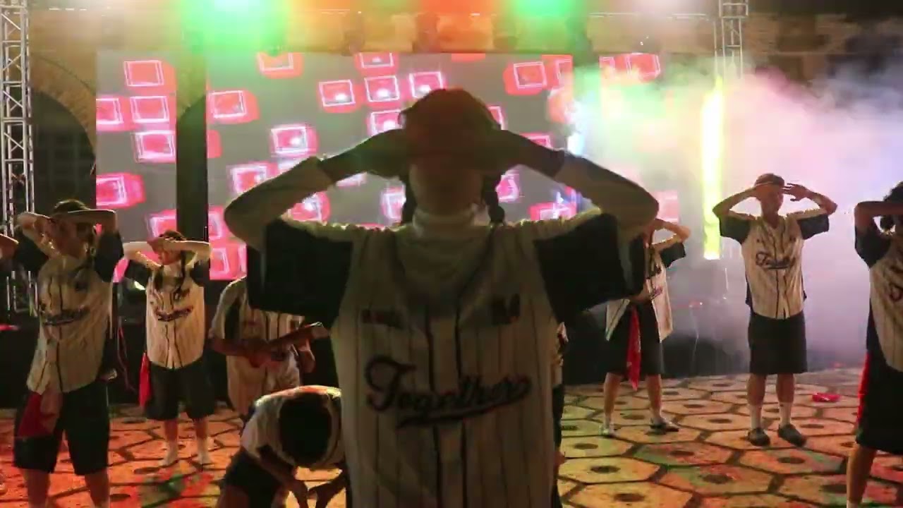 LỚP 9A4 - THE LIGHT IN THE NIGHT (NHẢY HIỆN ĐẠI)