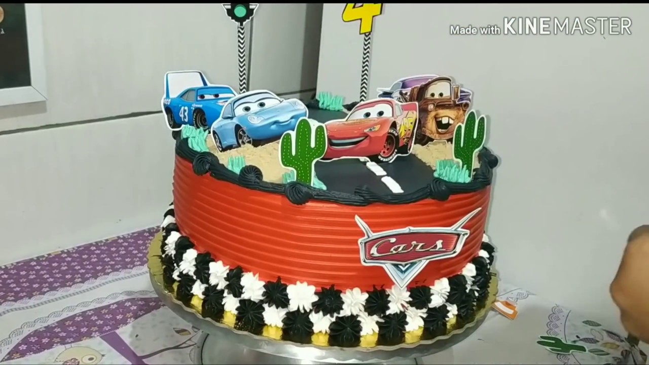 Topo de bolo de carro de corrida para carro de corrida