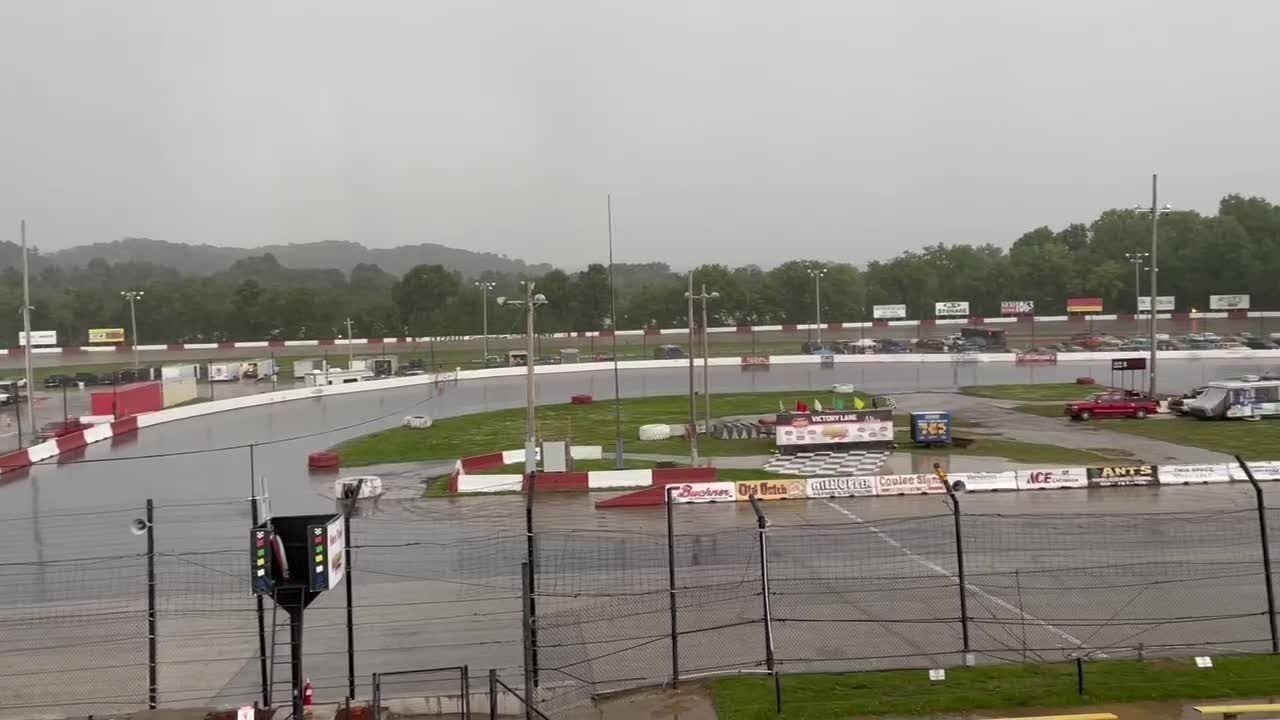 La Crosse Fairgrounds Speedway scrambles to dry track after storm YouTube