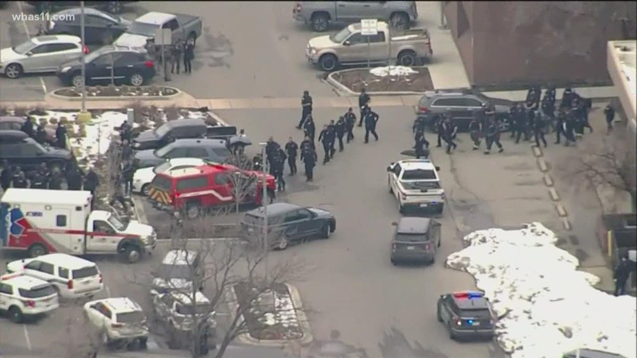 10 killed in Boulder, Colorado supermarket shooting - YouTube