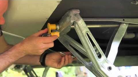 Milenco Corner Steady lock.m4v