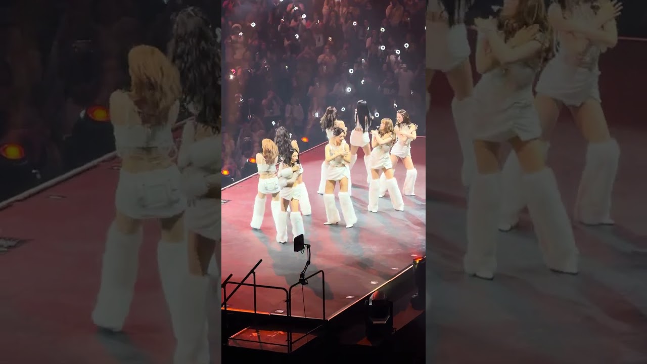 TWICE 트와이스 “SET ME FREE” LIVE @ Hamilton Canada (4K60) 260306 
