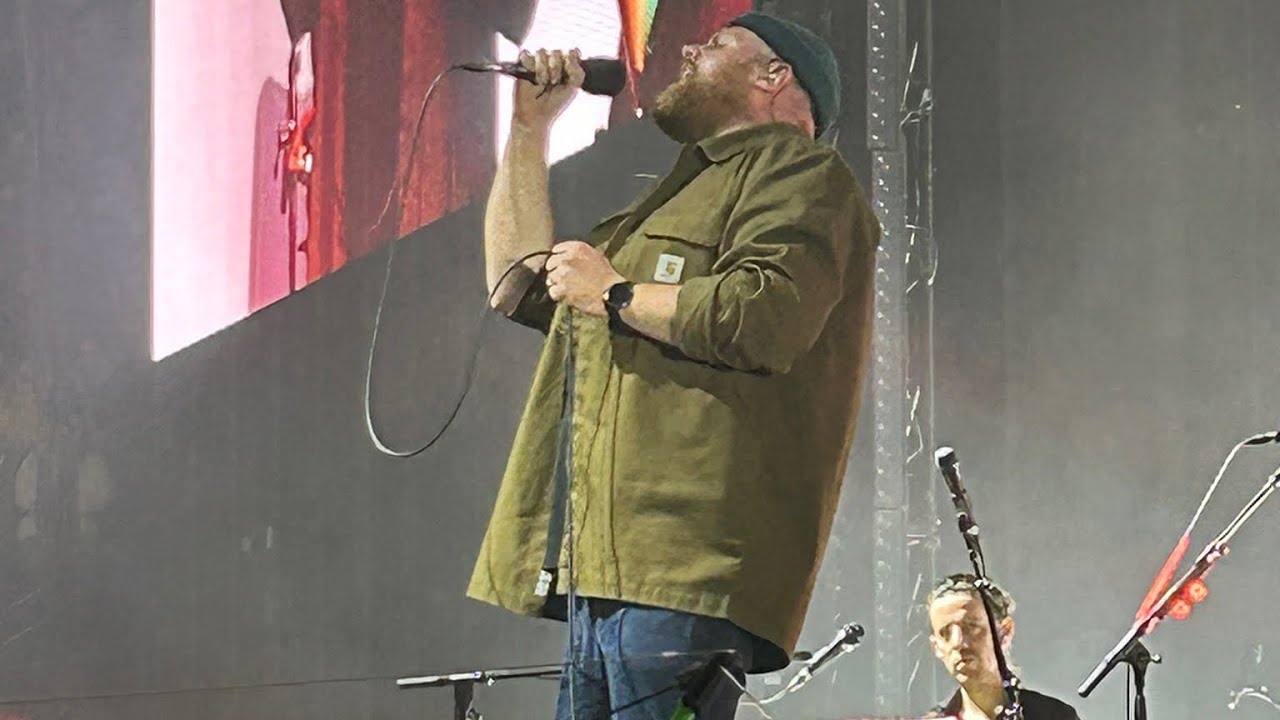 Tom Walker opening act for The Script 2024 - YouTube