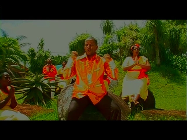 Malibongwe Gcwabe -Siyakudumisa (Official Music Video)