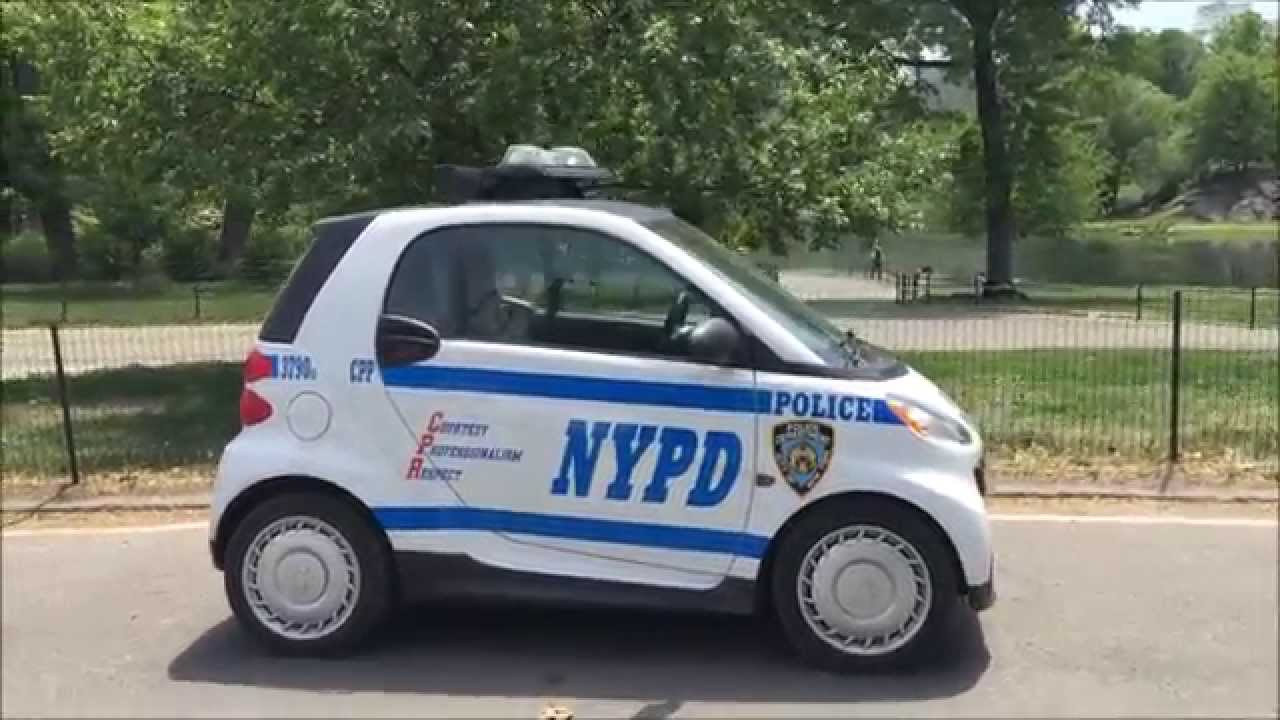 Юнит авто. Smart Fortwo NYPD. Юнит автомобиль. Smart car NYPD Police. Юнит v авто.