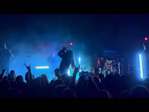 Currents - Live